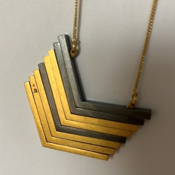 NWT Madewell Arrowstack Necklace, Gold/Gunmetal - Picture 4 of 8